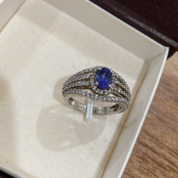Tanzanite and Zircon - Picture 6 of 17